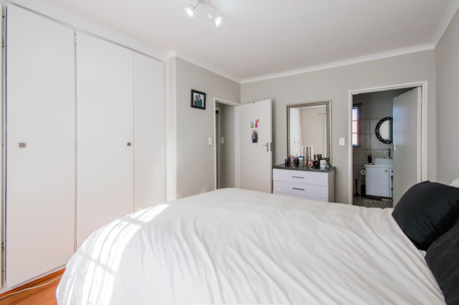3 Bedroom Property for Sale in Aberdeen Eastern Cape